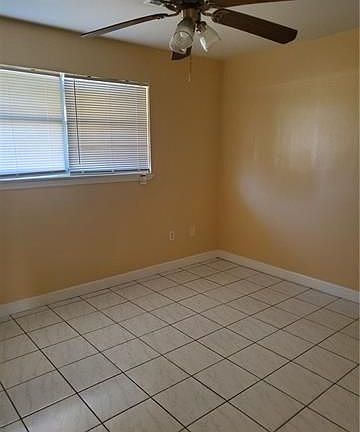 5th image of 7901 W Laverne St