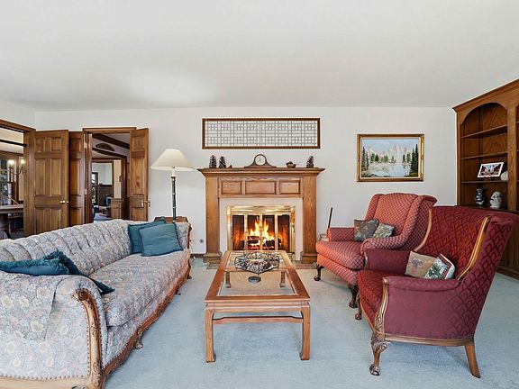 4th image of 30W030 Schick Rd