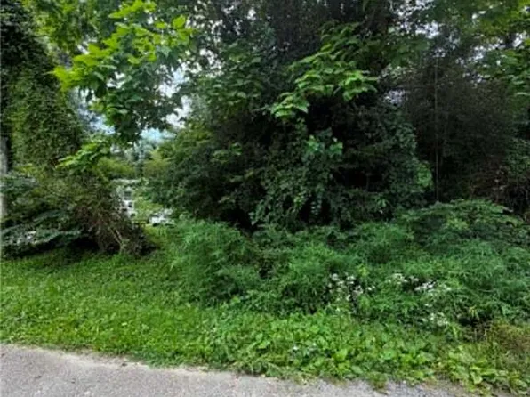 0 E Sycamore St, Columbus, KS 66725