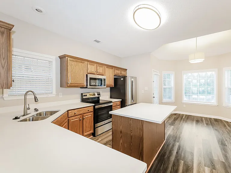 2223 Purple Leaf Ln — Photo 8