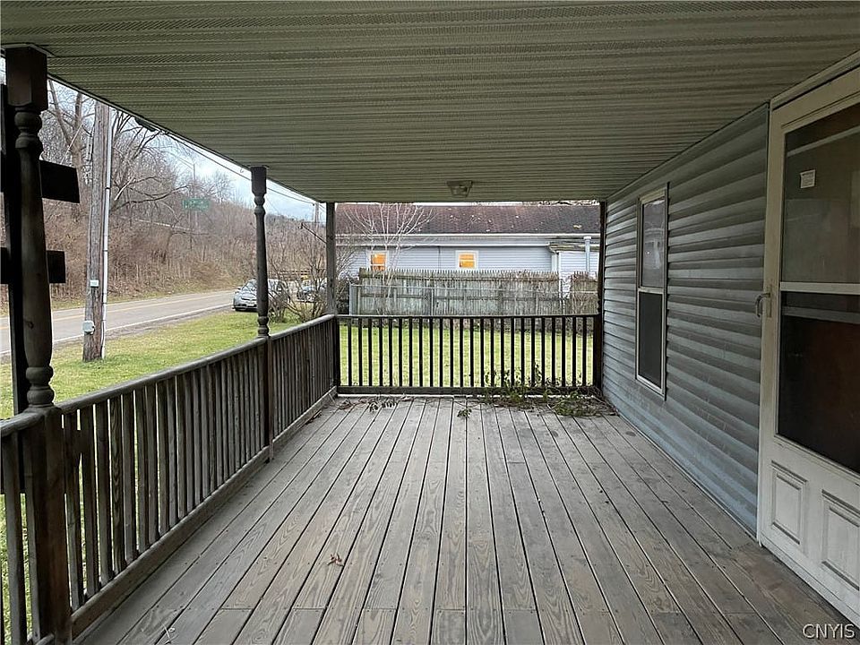 2835 Main St, Corning, NY 14830 Zillow