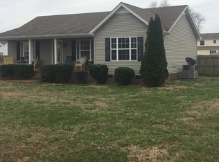 1011 Edwards Ln, Portland, TN 37148