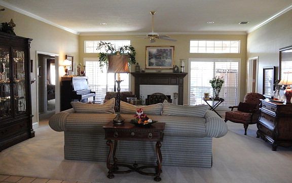 2nd image of 4113 Fox Hollow Ct