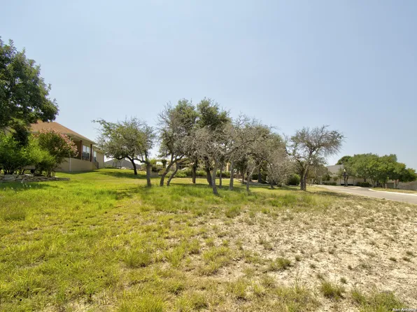 2004 Valencia Dr LOT 82, Kerrville, TX 78028