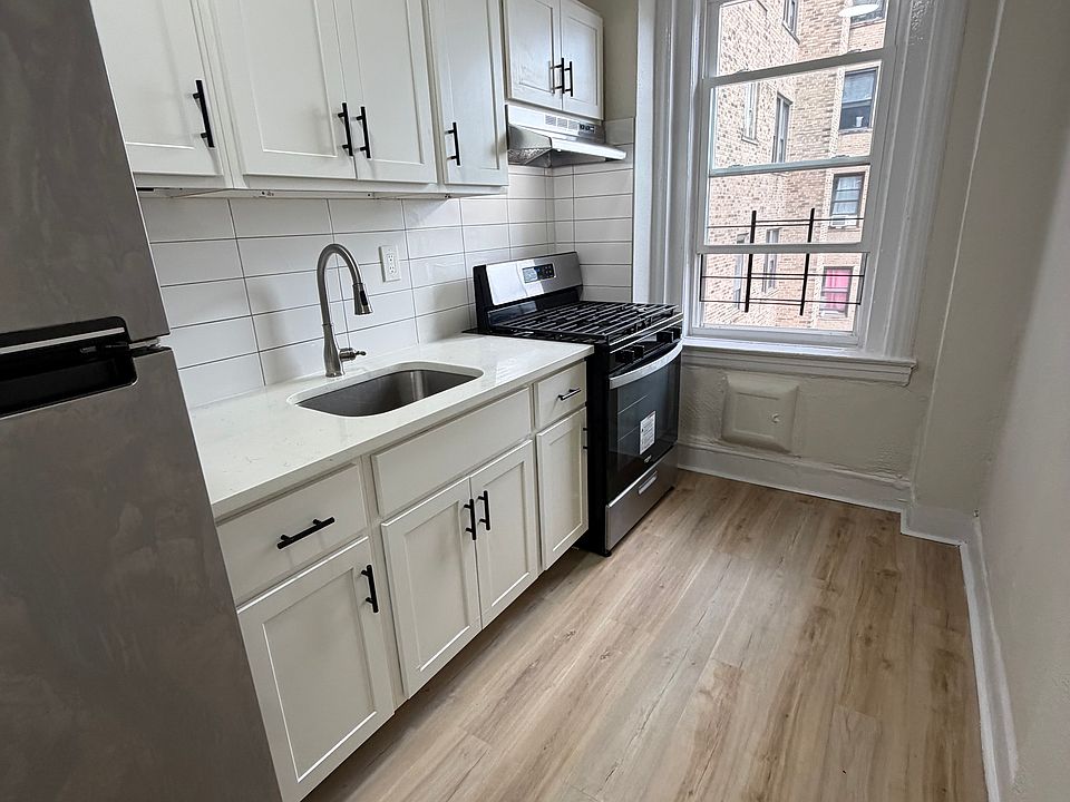 1st image of 157 S Harrison St APT 605