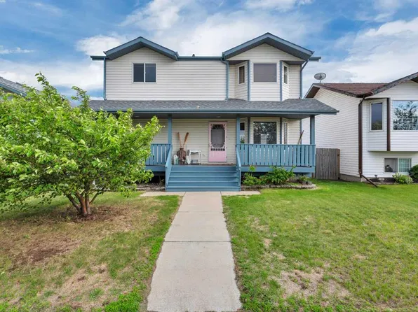 4613 N Westbrooke Rd, Blackfalds, AB T4M 0K3
