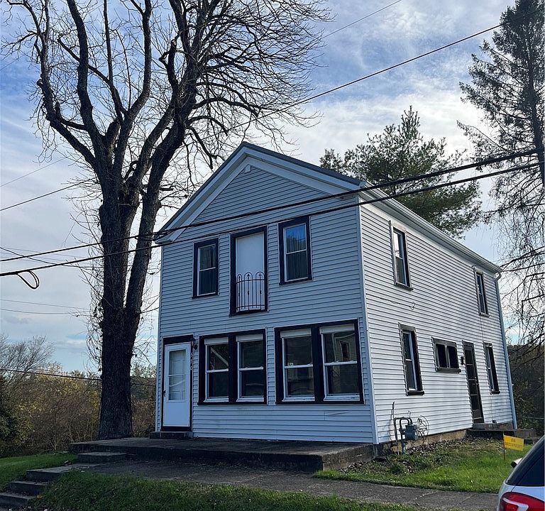 1st image of 570 Coal Run Dr