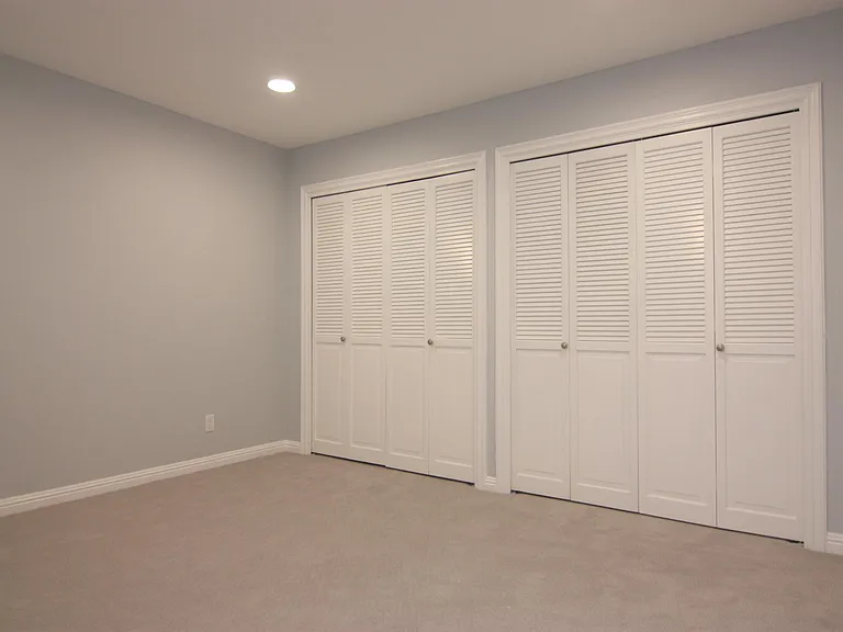 321 Chestnut St — Photo 9