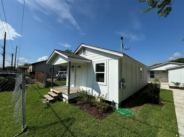 8214 Livingston St, Houston, TX 77051