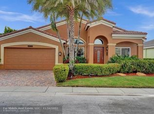 10722 SW 14th Pl, Fort Lauderdale, FL 33324