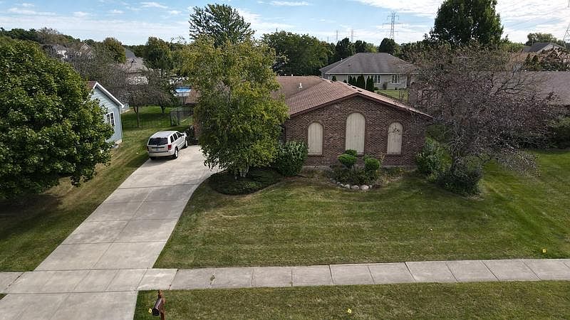 1st image of 10195 Olcott Ave