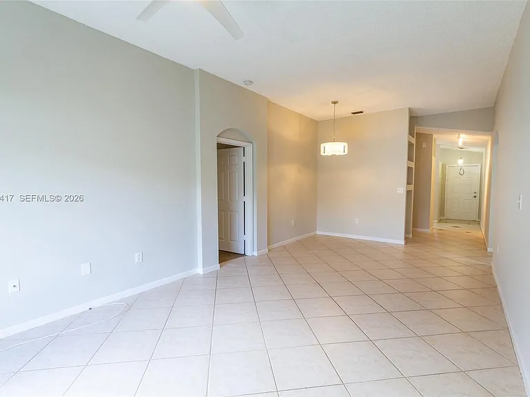 11811 SW 8th St — Photo 11