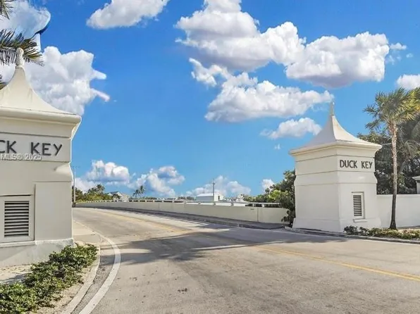 106 S Bahama Dr, Duck Key, FL 33050