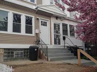4131 Gilham St, Philadelphia, PA 19135