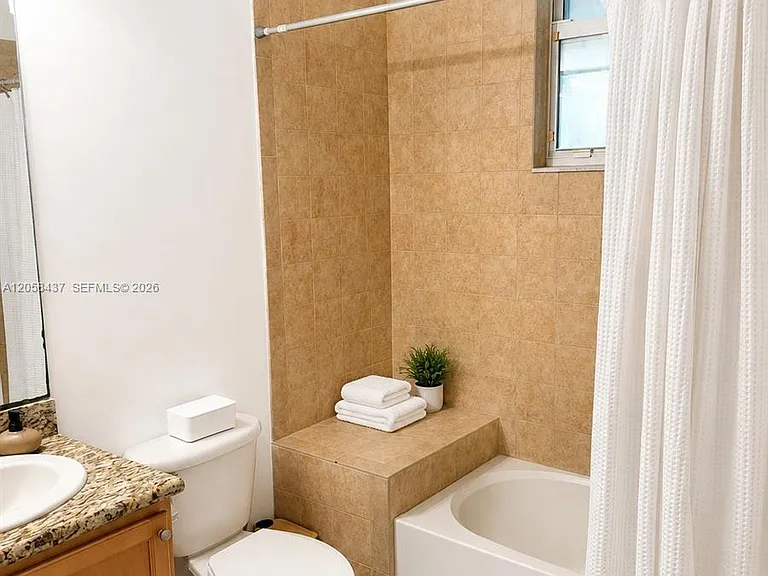 1101 SW 147th Ter #1101 — Photo 17
