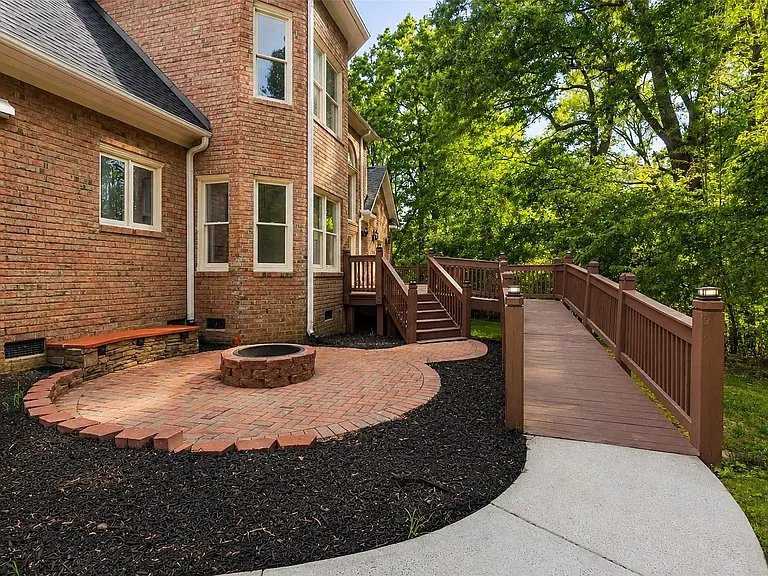 3011 McKee Rd — Photo 29