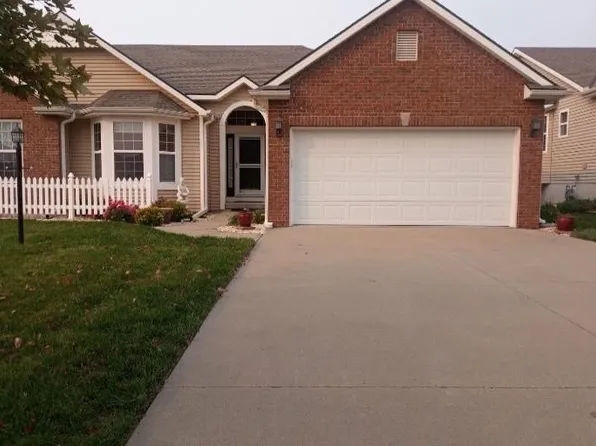 4819 Kelsey Ct, Saint Joseph, MO 64506