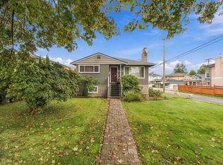 3713 Kincaid St, Burnaby, BC V5G 1V4