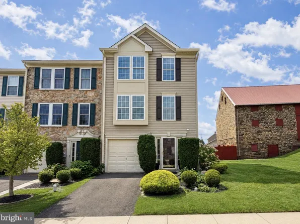 200 Georges Ct, North Wales, PA 19454
