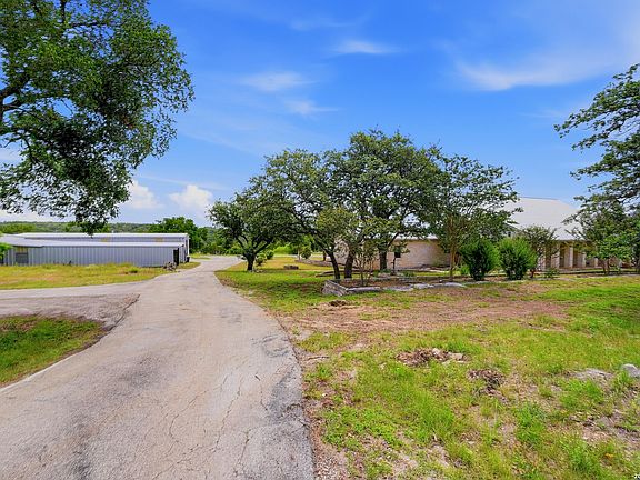 4th image of 5621 Ranch Road 32