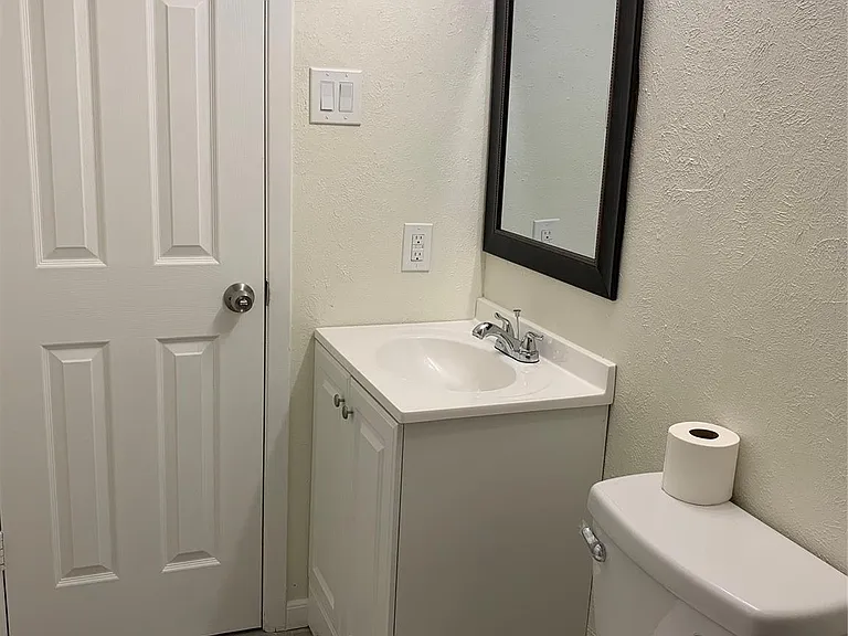 2211 Montclair Dr — Photo 10