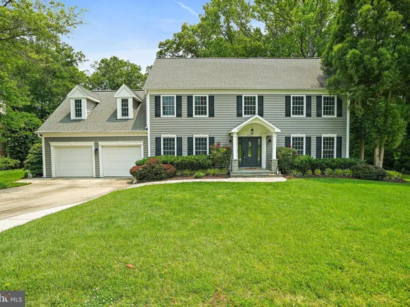 8821 Gateshead Rd, Alexandria, VA 22309