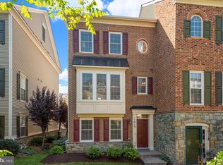 1013 Gaither Rd, Rockville, MD 20850