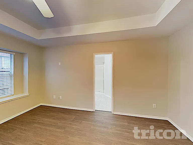 2934 Margeaux Dr — Photo 9