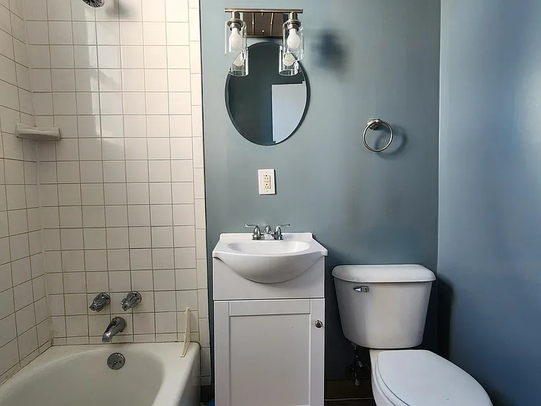 1005 Milton St #2 — Photo 18