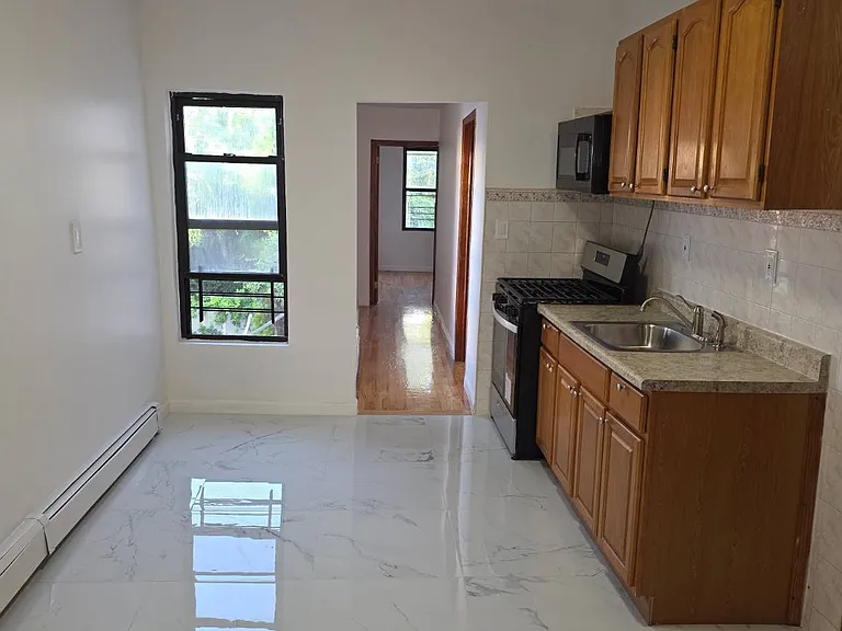 732 Belmont Ave — Photo 6