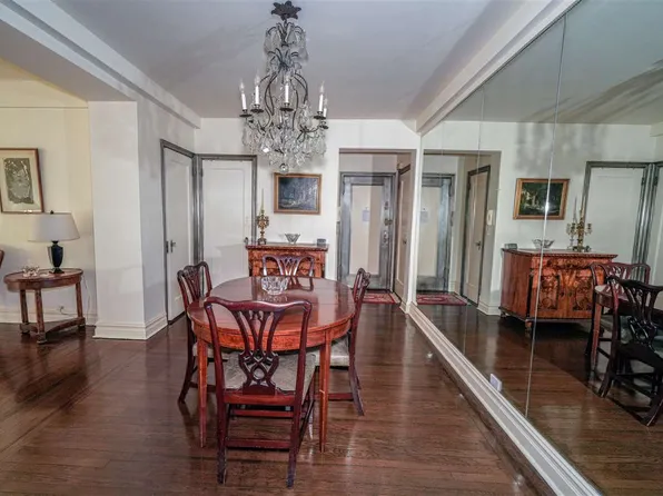 320 Central Park West image 6 of 13