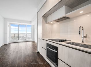 2 David Eyer Rd #1221, Richmond Hill, ON L4S 0N6