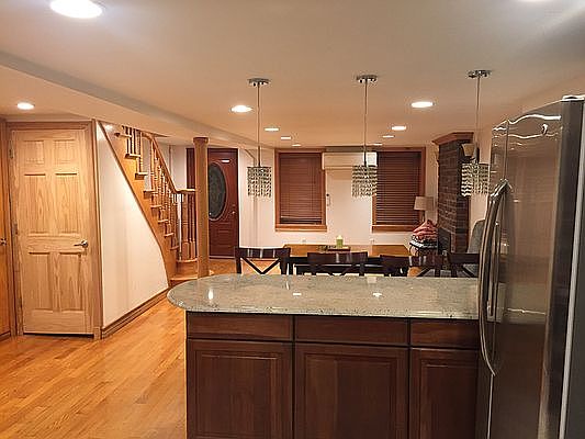 1st image of 328 20th St #1