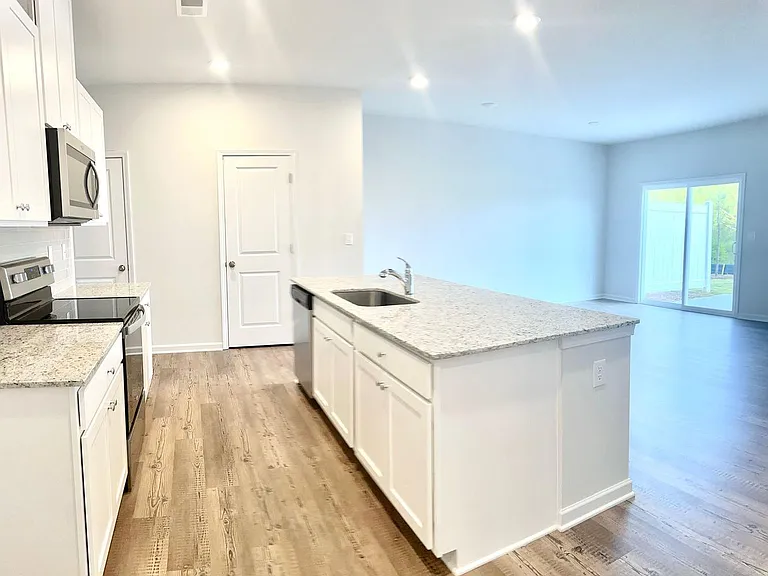 122 Founders Dr #42 — Photo 21