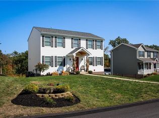 153 Winchester Dr, Pittsburgh, PA 15239