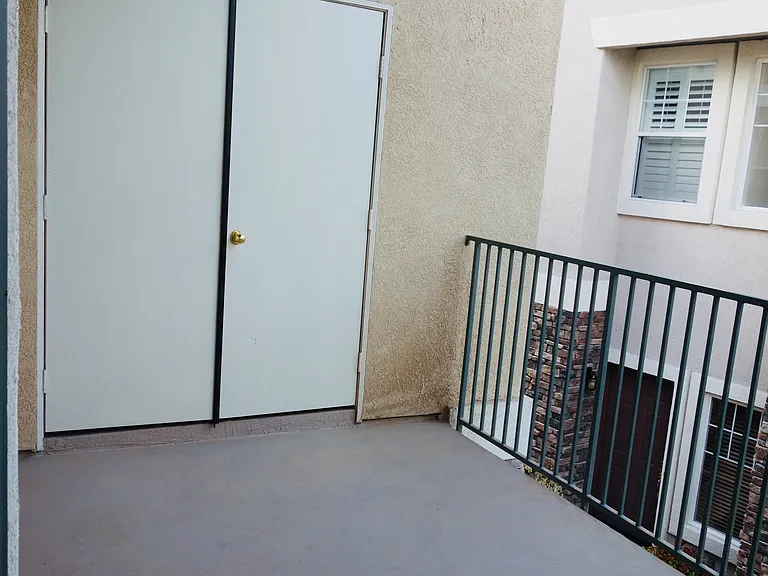9633 W Canyon Ter #1 — Photo 12