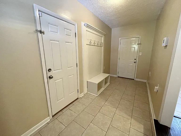 6817 Bryanstone Way — Photo 16