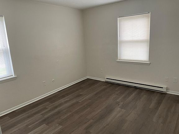 2nd image of 1532 Palmetto St #B