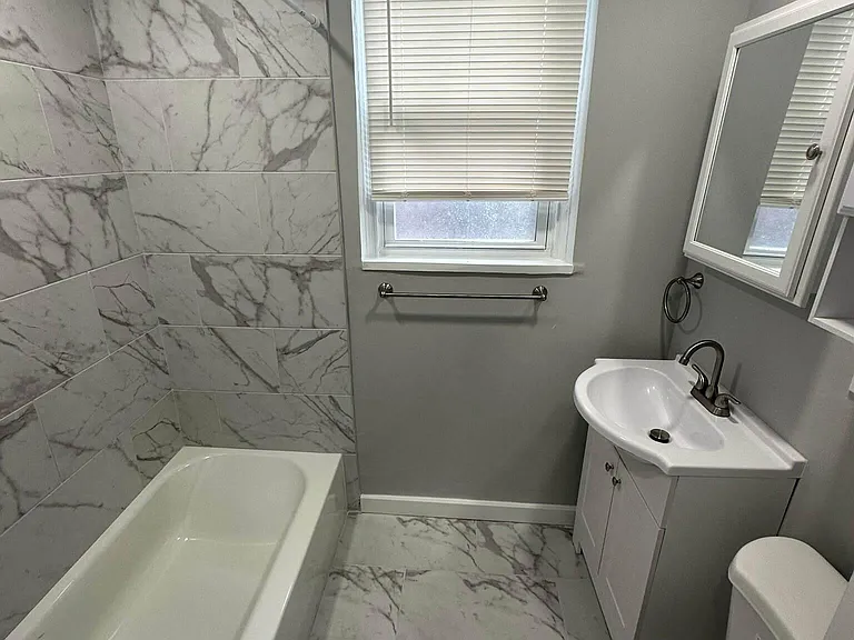 615-23 E Vernon Rd #102 — Photo 15