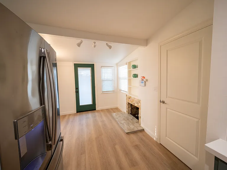 14759 Hesby St — Photo 4