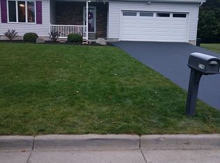 2745 Jonas Ln, Endicott, NY 13760