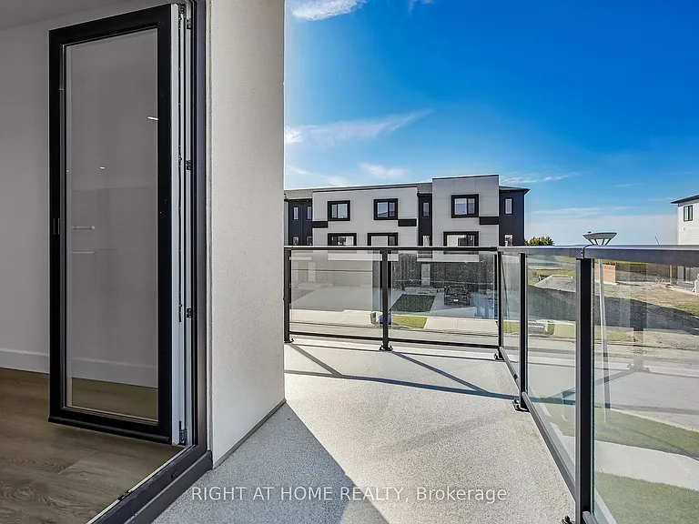 3550 Emily Carr Ln — Photo 25