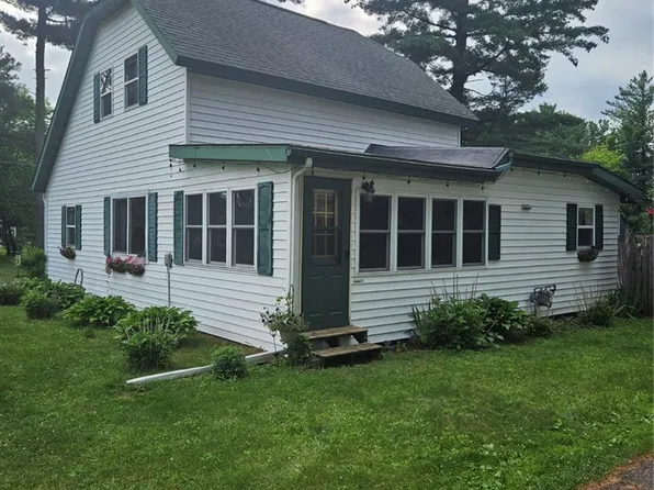 144 Pinegrove Avenue, Chetek, WI 54728
