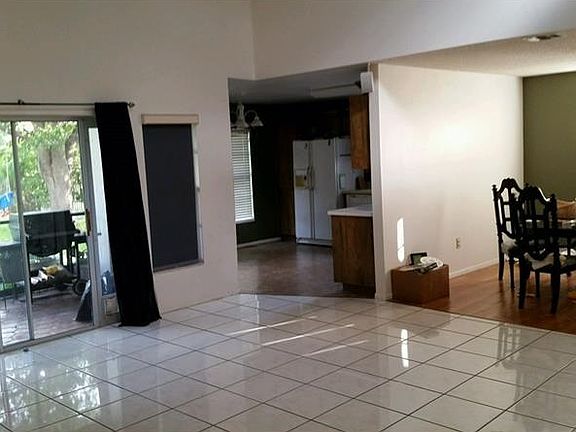 3rd image of 12111 Fruitwood Dr
