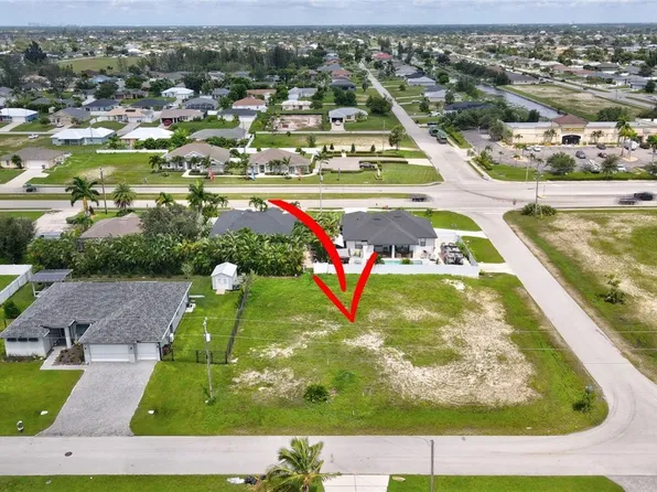 3121 SW 16th Place Cpe, Coral, FL 33914