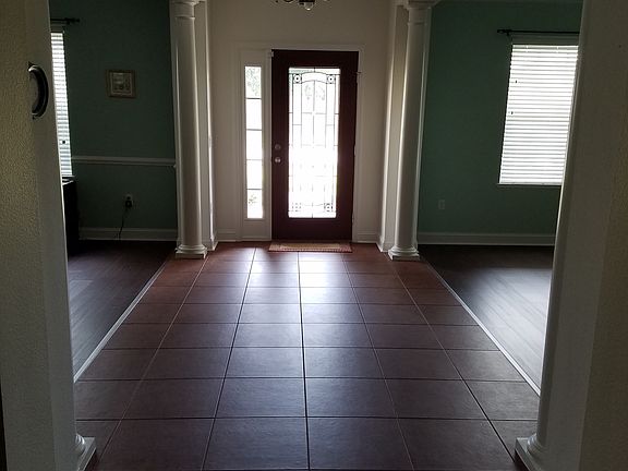 4th image of 266 Knot Hole Cir