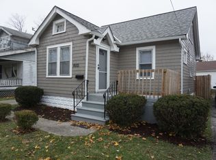 16101 Raymond St, Maple Heights, OH 44137