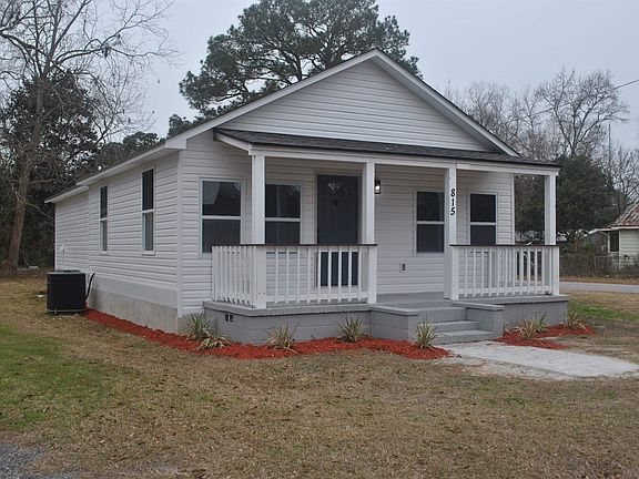 3rd image of 815 North Congdon St.