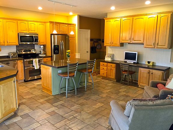 4th image of 1118 Alden Ct