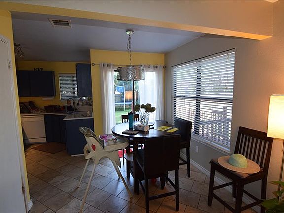 4th image of 2304 Klattenhoff Dr